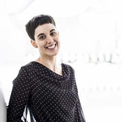 Julia Weger, Kommunikationsdienstleister:  es hat sich so ergeben.